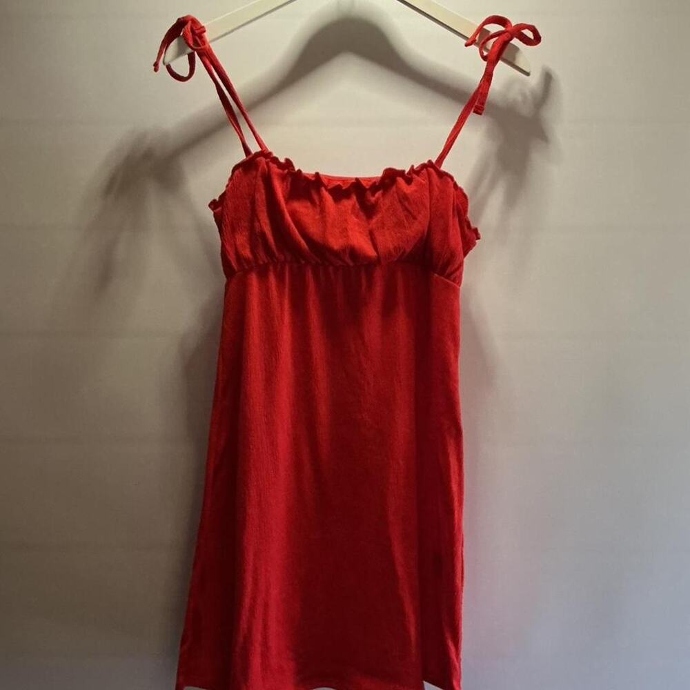Super cute hm brand red